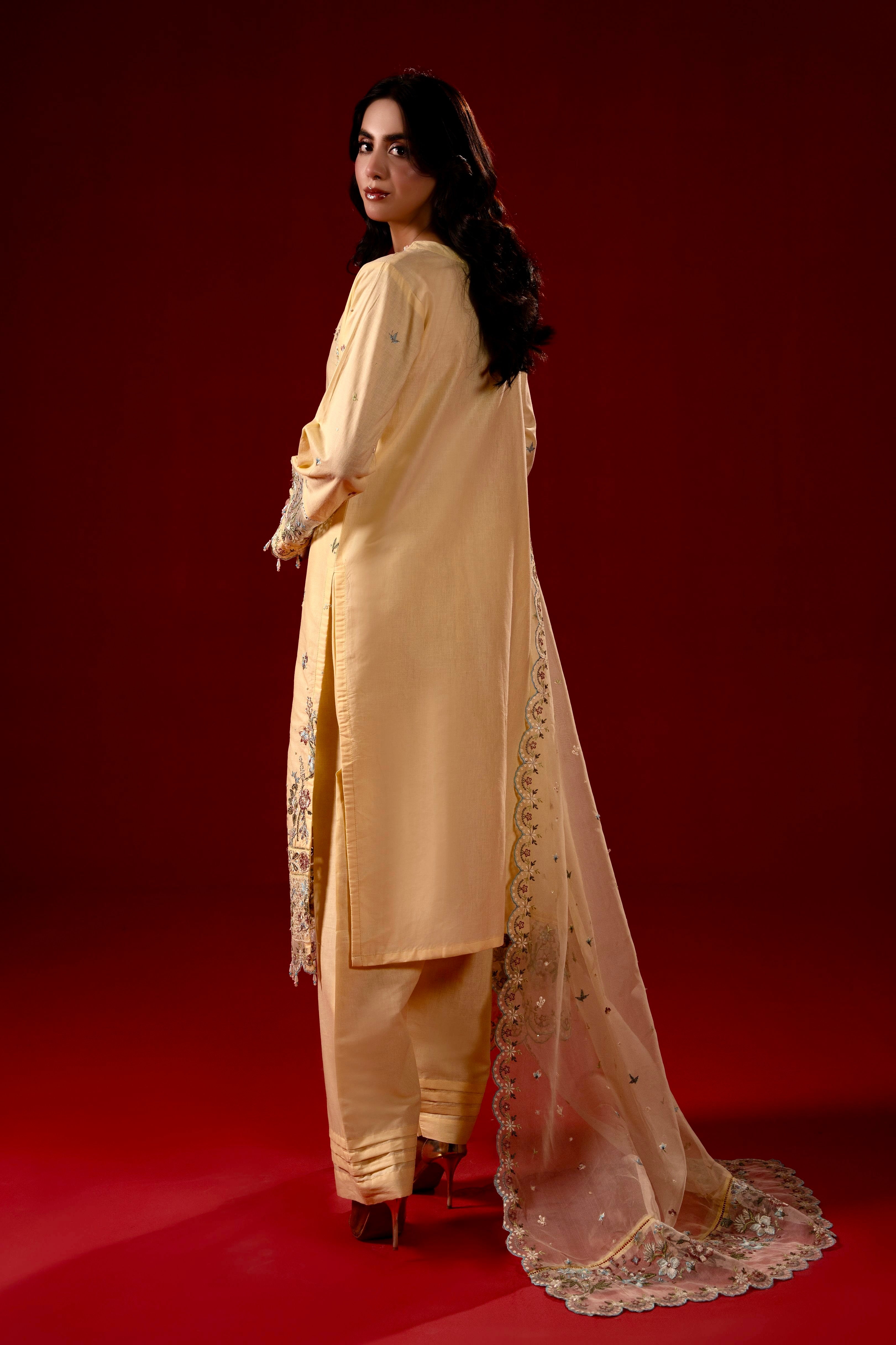 Soft Yellow Festive 3pc