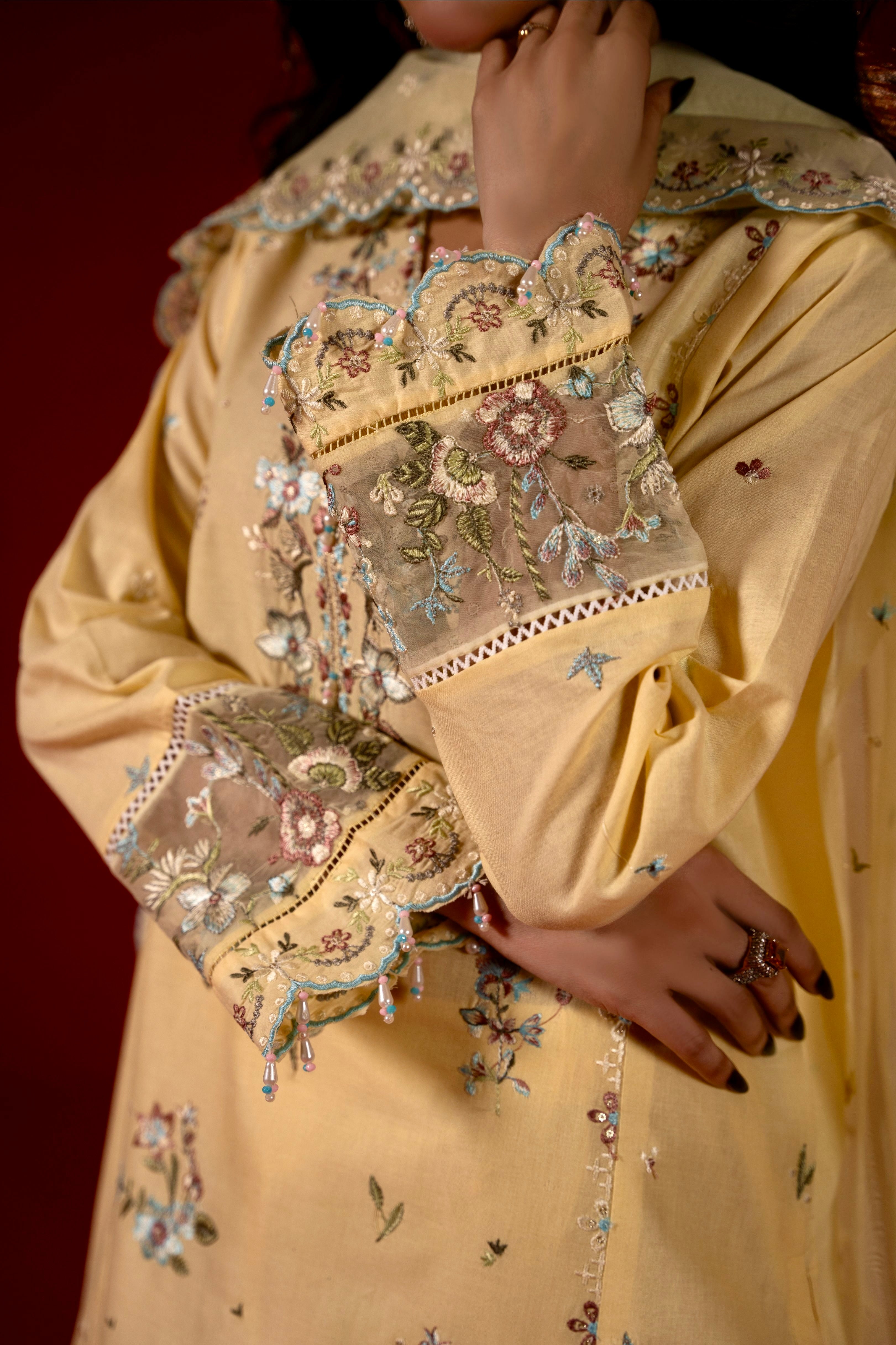 Soft Yellow Festive 3pc